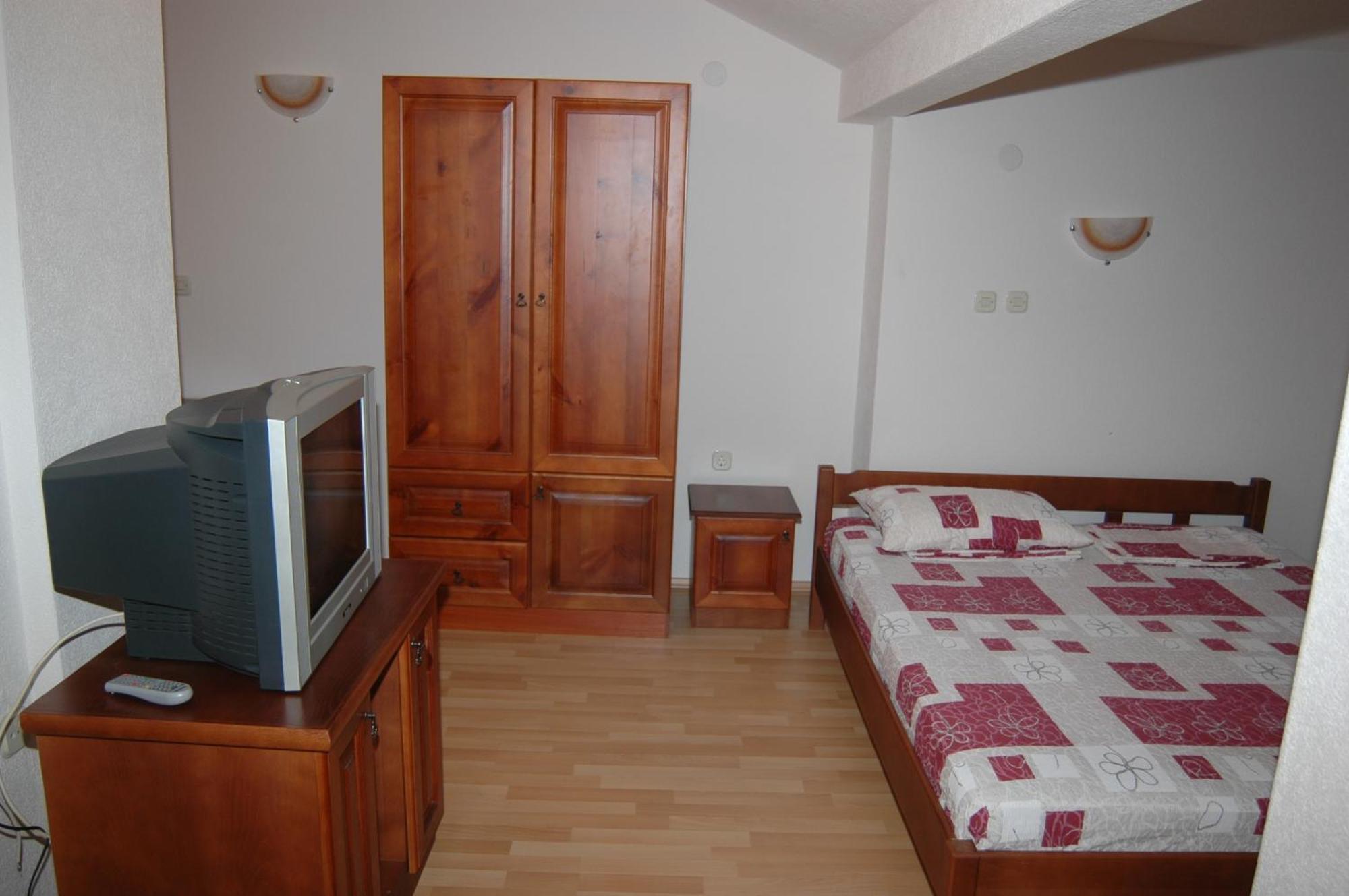 Apartments Joce Ohrid Bagian luar foto